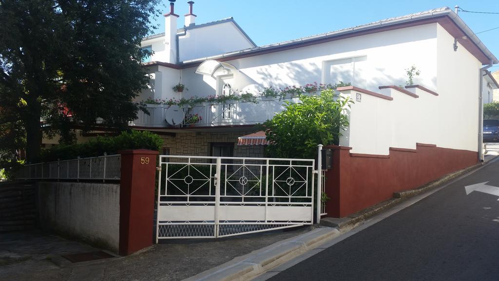 Dino Apartment Novi Vinodolski
