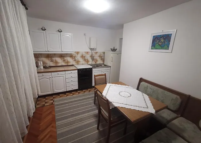 Apartment Dino